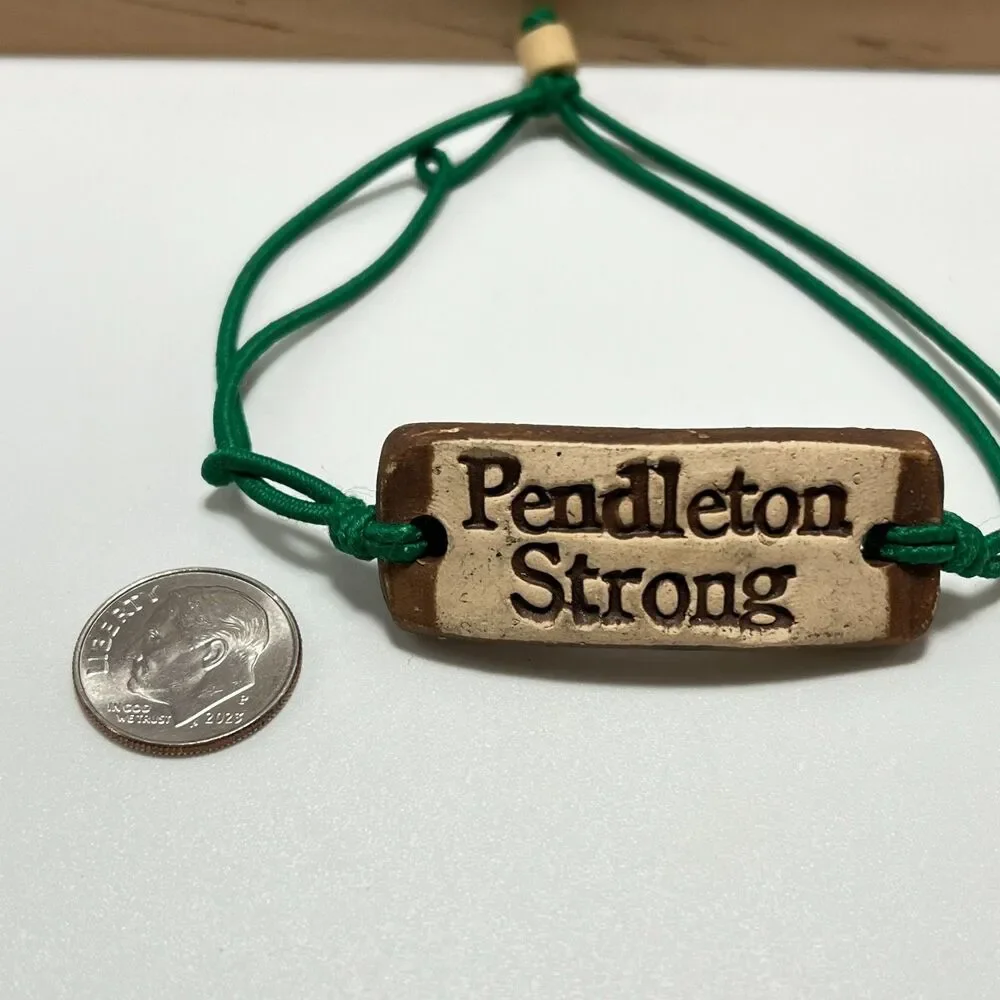 MudLove Clay Bracelet Pendleton Strong Green Elastic Cord Handcrafted Casual